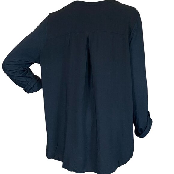 AVA & VIV  V-Neck Stretch Top Roll Tab Sleeve Womens Plus Sz 1X Black #215D - Picture 4 of 6